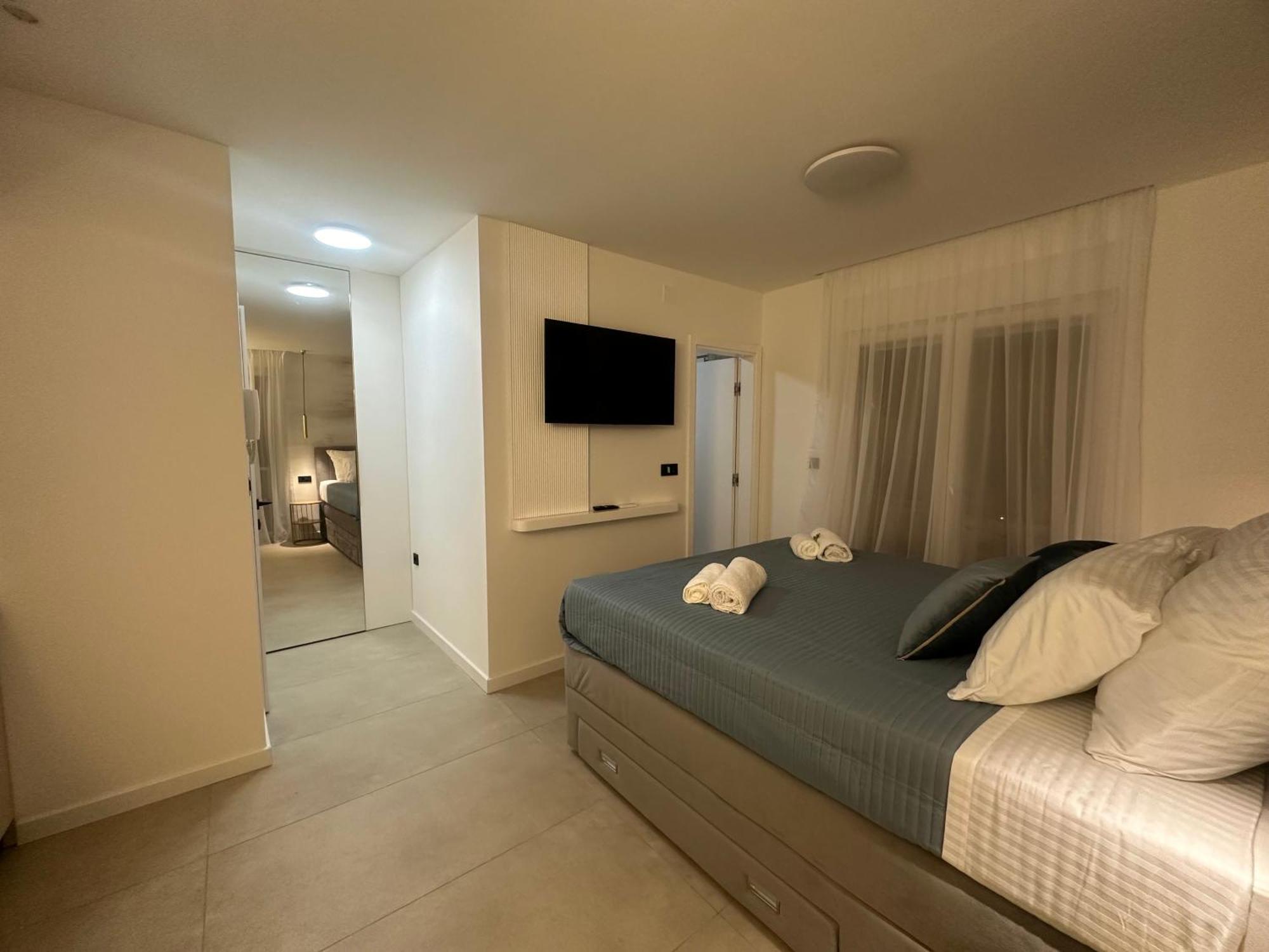 Amaro Luxury Room & Studio Apartman With Balcony Zadar Exteriör bild